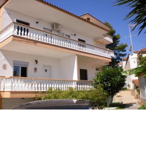 Maria Rooms
