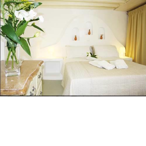 Mariakis Luxury Studios