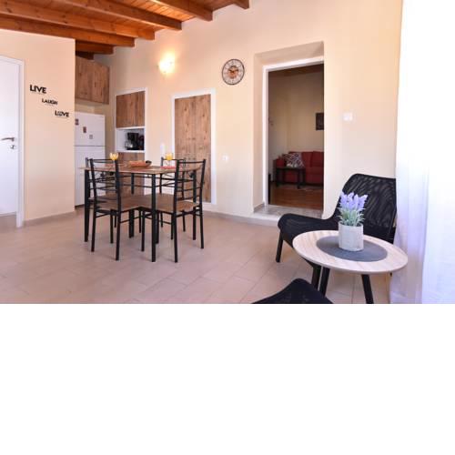 Marialena Apartment