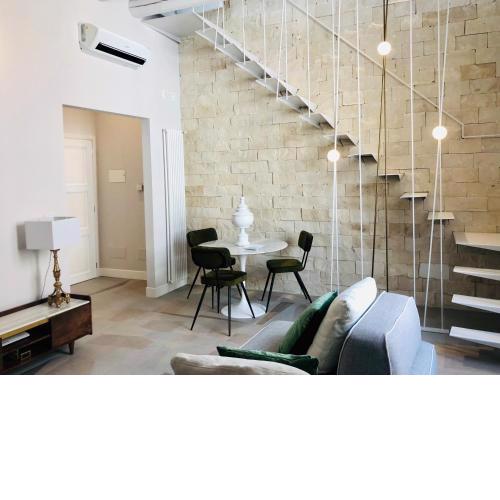 Marialuisa White Suite Apart
