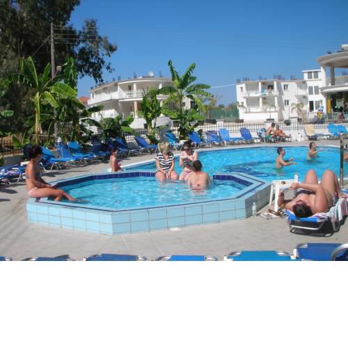 Mariana Hotel