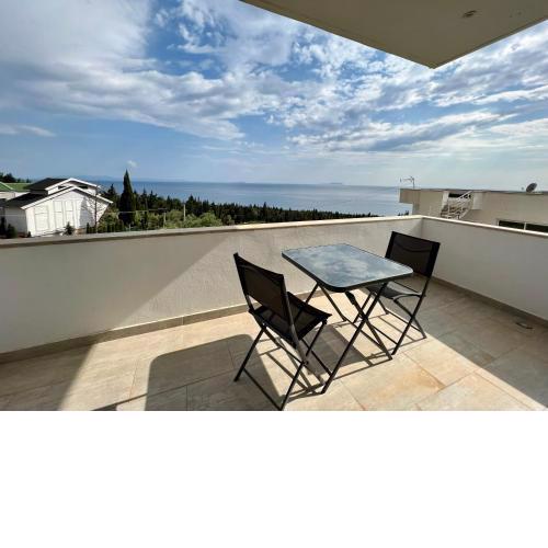 Mariannas Apartment's Sea View
