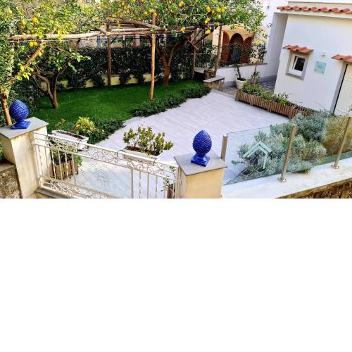 MARILISE - La maison bleue