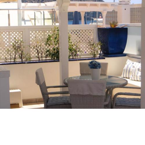 Marina Apartment with roofterrace