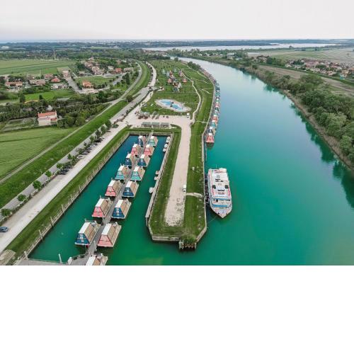 Marina Azzurra Resort