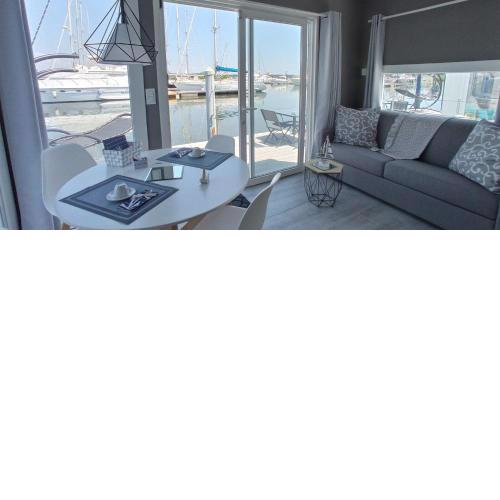 Marina degli Estensi Floating Resort