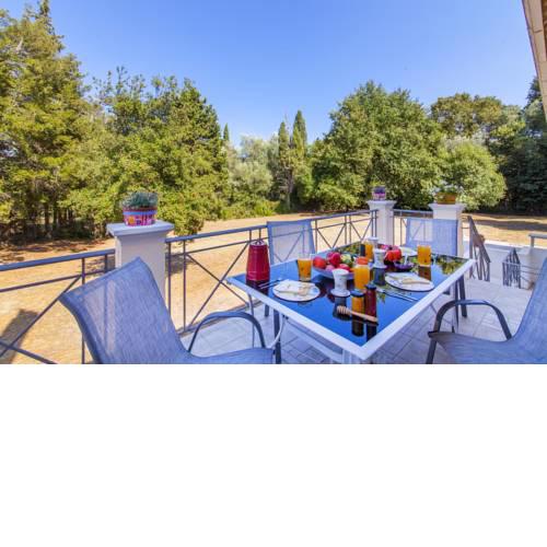Marina Gouvia Family Villa