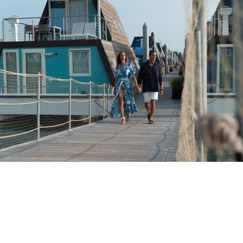 Marina houseboat 2 pax