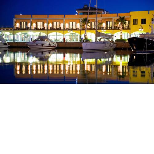 Marina Place Resort