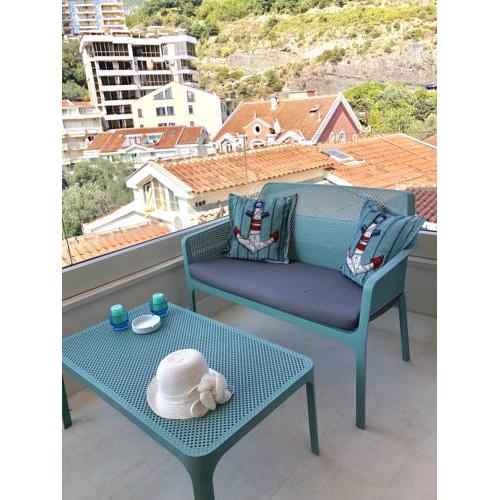 Marina Residence