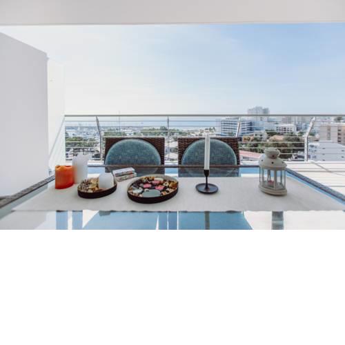 Marina Seaview Apartment