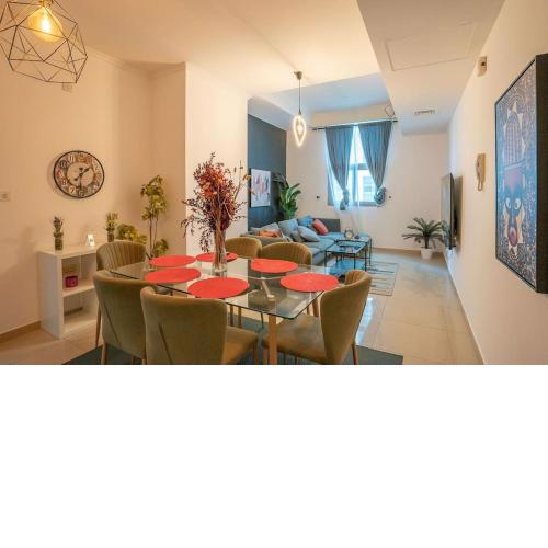 Marina stunning 1-Bedroom apt