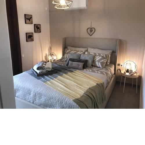 Marita's Place Saronida