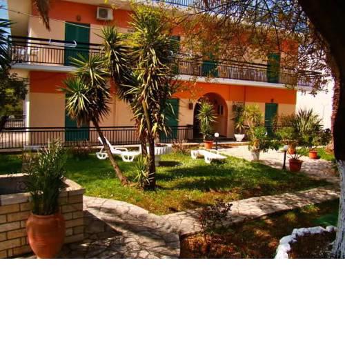 Maritsas Apartments