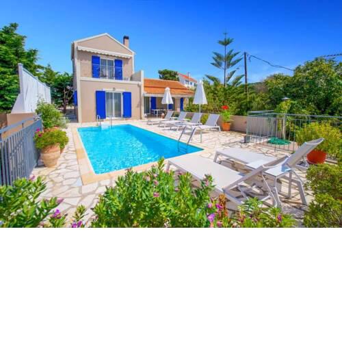 Markantonata Villa Sleeps 5 with Pool Air Con and WiFi