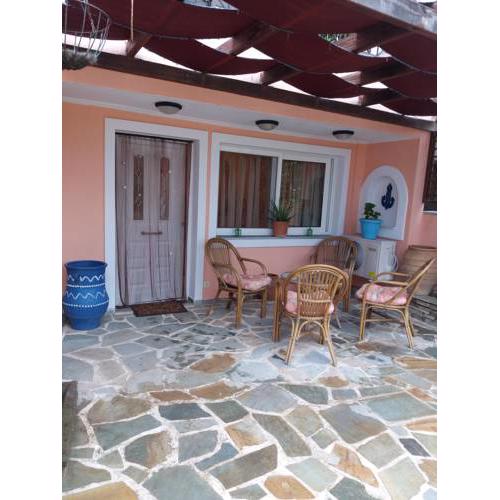 Marmari vacation flat