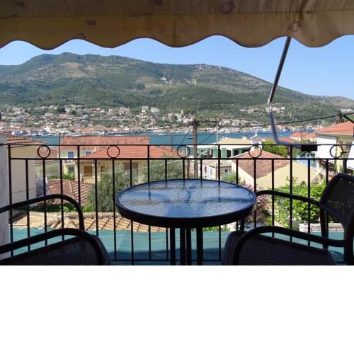 Maroudas Stavros Apartments