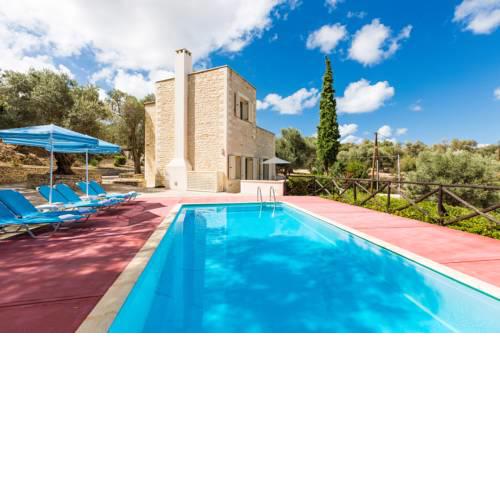 Maroulas Villa Estate