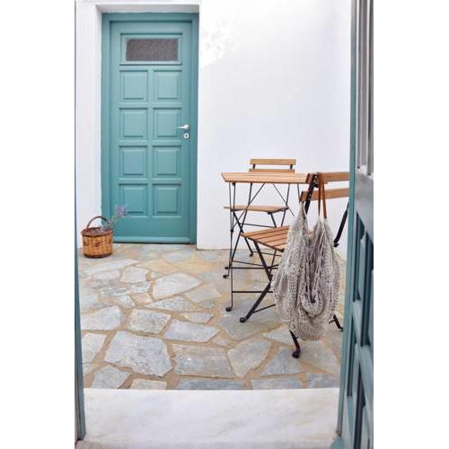 Marpissa's center house