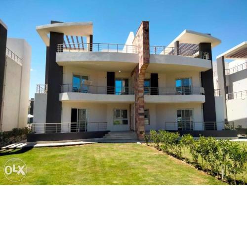 Marseilia Beach 4 Villa
