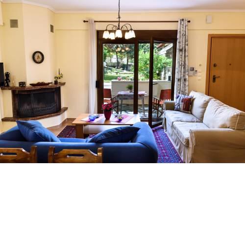 Mary-Ann's deluxe apartment