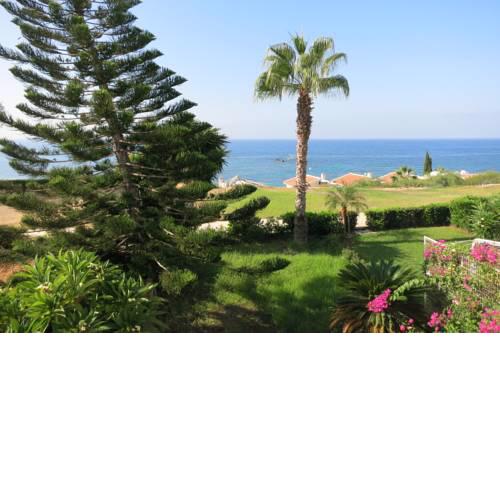 MaryDina Coral Bay Suite
