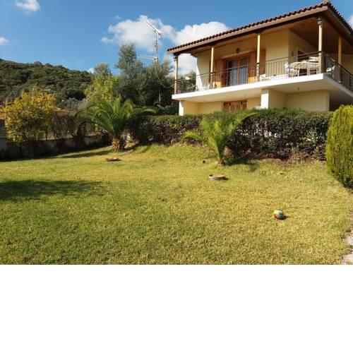 Mary's country house