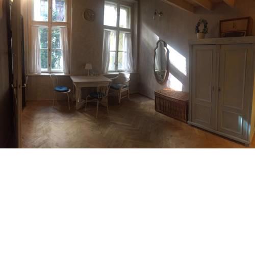 Mary’s Vintage Studio