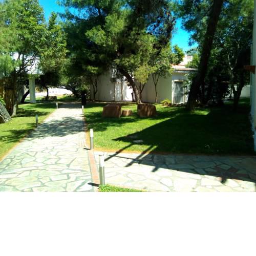 Marzi Beach and Bungalows