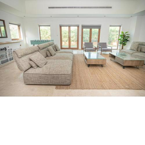 Massive 6 Bedroom Villa in al furjan 10 Mins from Dubai Marina