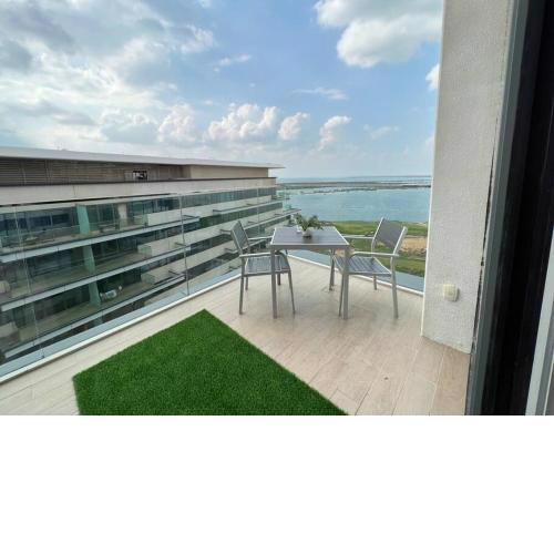 Mayan La Vie Yas Island 905