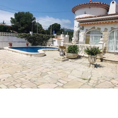 MEDDAYS VILLA LAGUN ETXEA