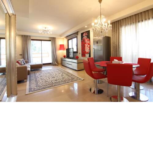Medina Banus Apartment by Rafleys