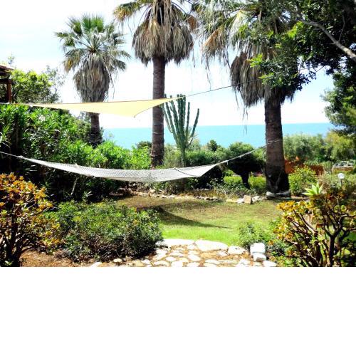 Mediterranean Garden Holiday Home