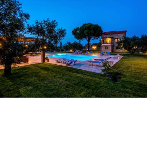 Mediterraneo Luxury Suites Halkidiki