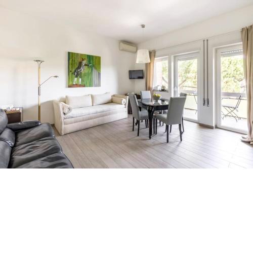 Megi San Peter Apartment