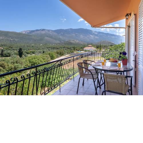 MELANTHI Castle View Holiday Home