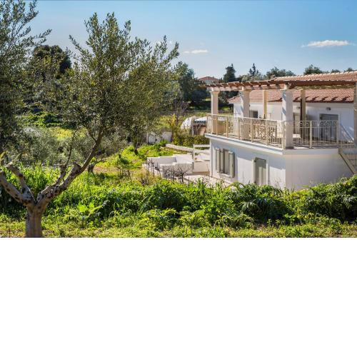 Melete Muse - Holiday Home