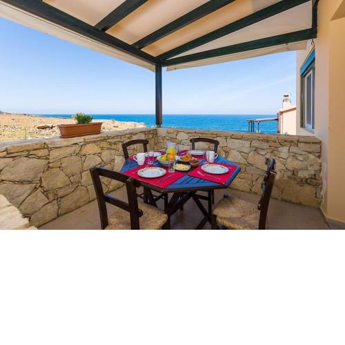 Meli apartment, in Panormo with sea views!