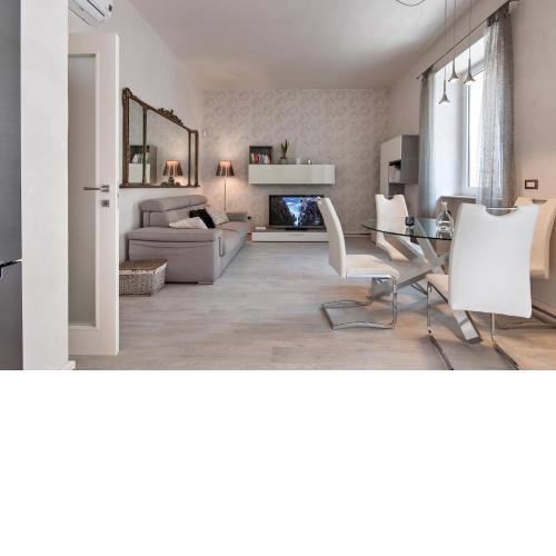 Melie's House Lecce - City Centre Apartment SIT