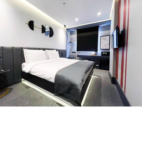 MELLDAY HOTEL