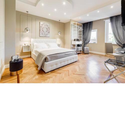 Mellini Palace Suites by Premium Suites Collection