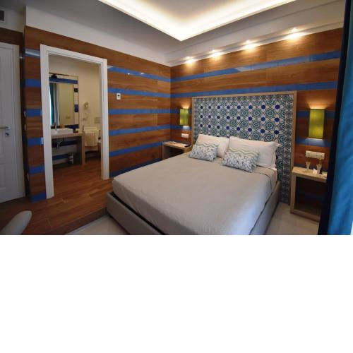 Melody Sorrento Suites