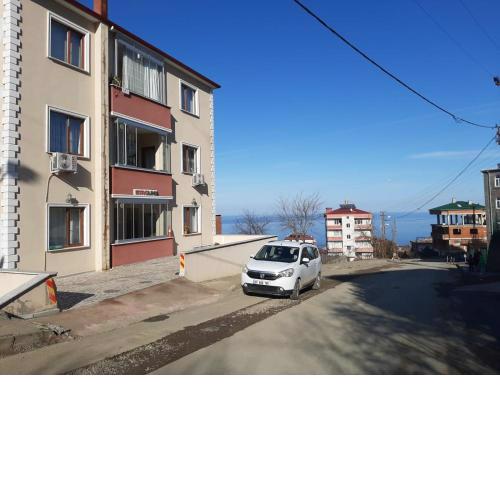 MENEKŞE APART 3