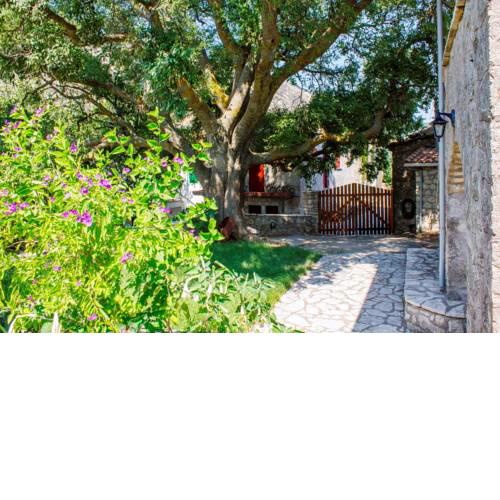 Menelia Cottage