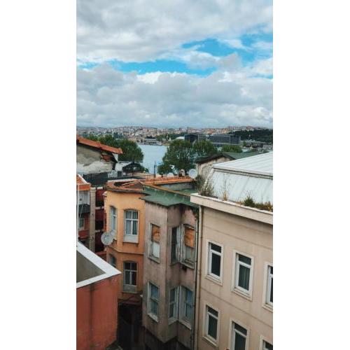 Merkezi Deniz Manzaralı Ev