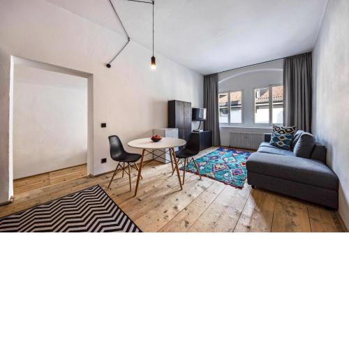 Merlino Goldenstern Residence