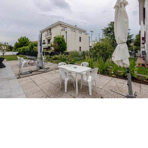 Mestre Marcellina Modern Apt with Private Parking!