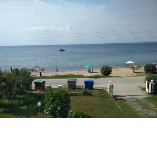 Metamorfosi Apartment with Sea View