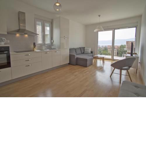 Mgt Apartments No:8 Tivat Center - Sea View